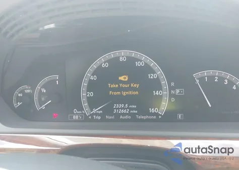 2011 Mercedes-Benz S 550 4Matic из США, поврежденный, VIN WDDNG8GB4BA406888